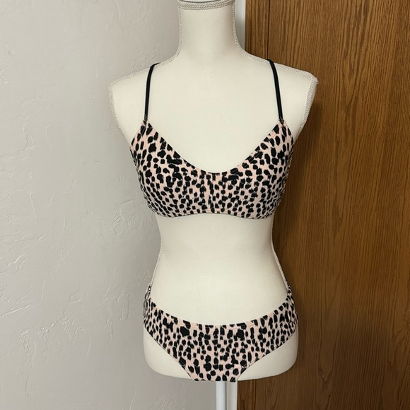 Xhilaration pink & black cheetah print 2 pc bikini set M - Picture 1 of 11